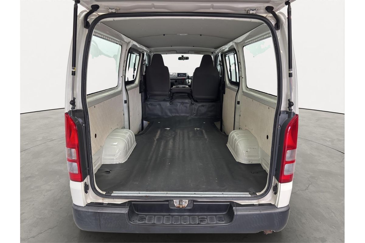 2010 Toyota Hiace