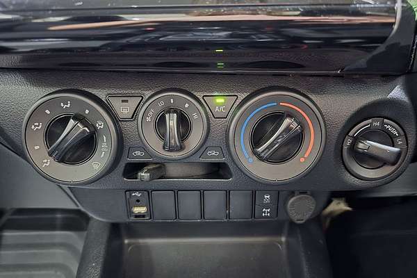 2021 Toyota Hilux SR GUN126R 4X4