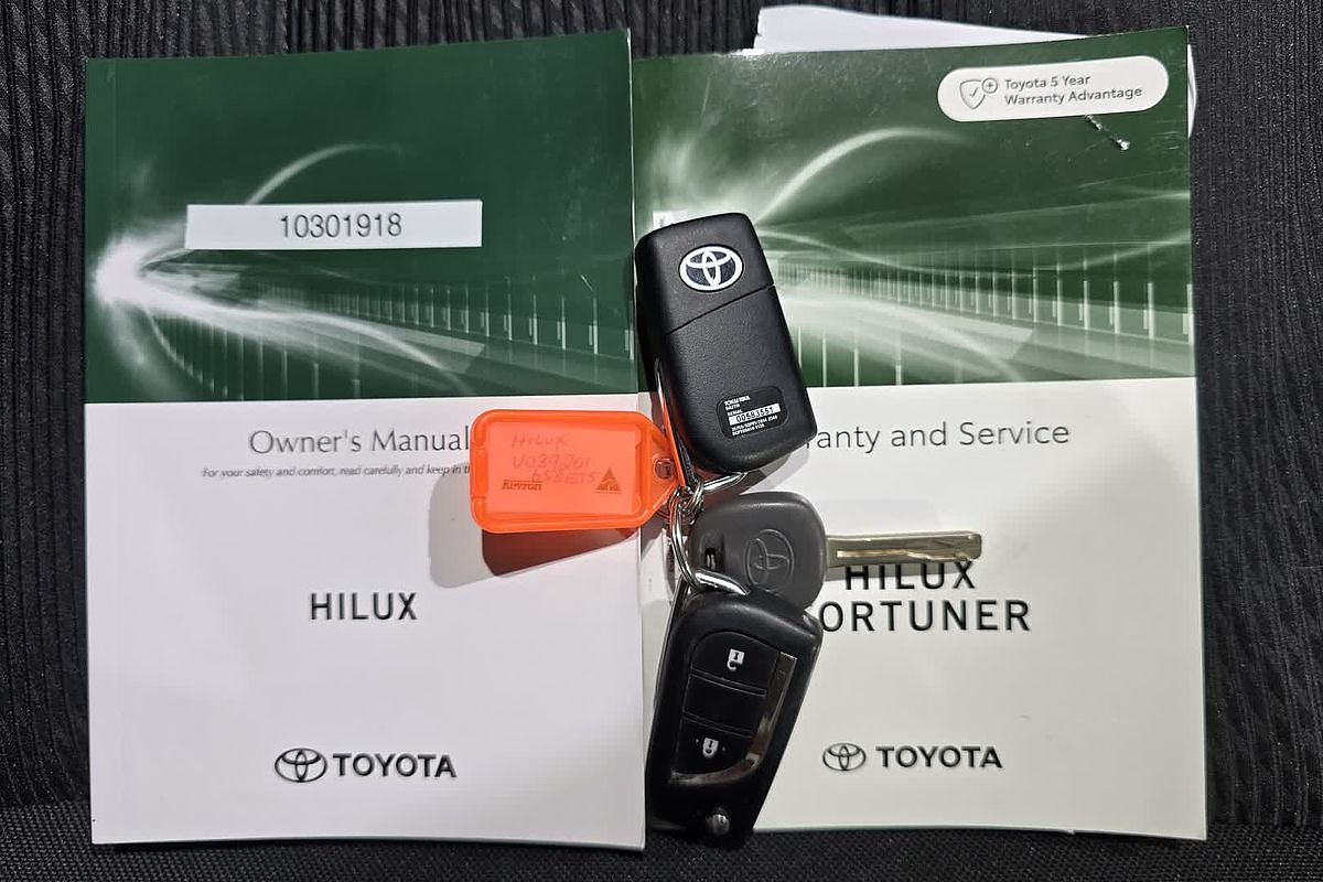 2021 Toyota Hilux SR GUN126R 4X4