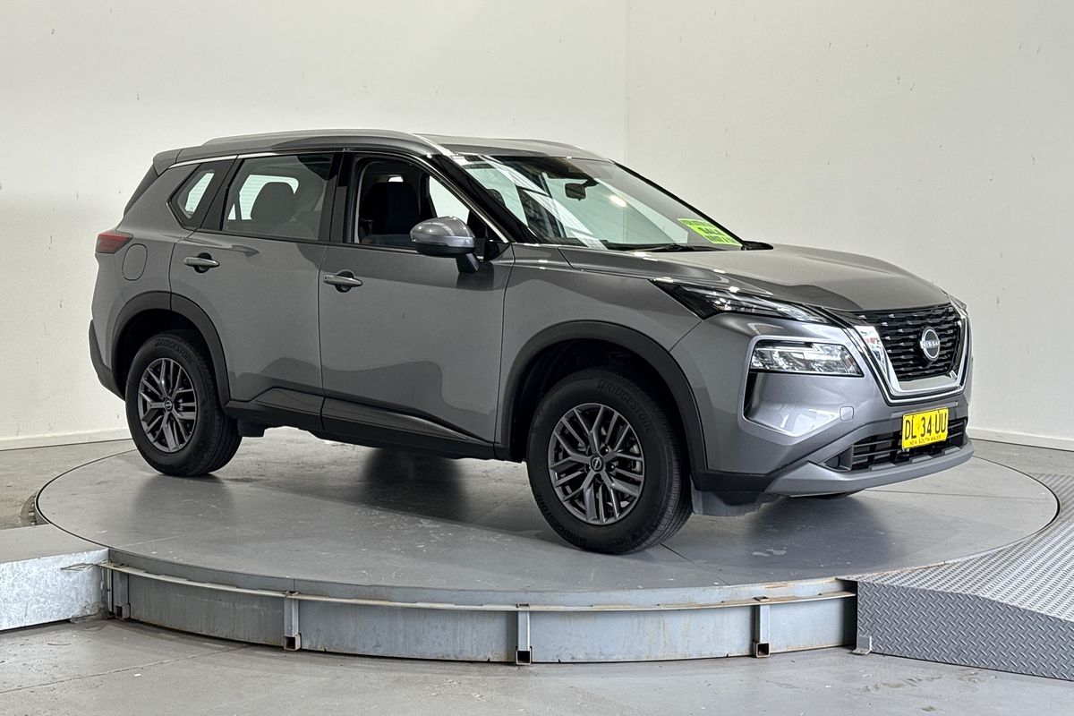 2024 Nissan X-TRAIL ST T33