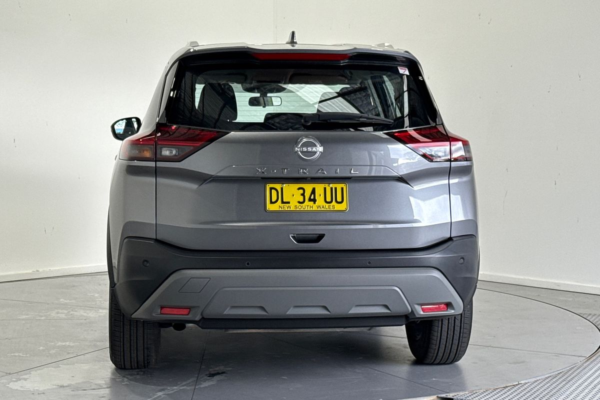 2024 Nissan X-TRAIL ST T33