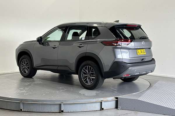 2024 Nissan X-TRAIL ST T33