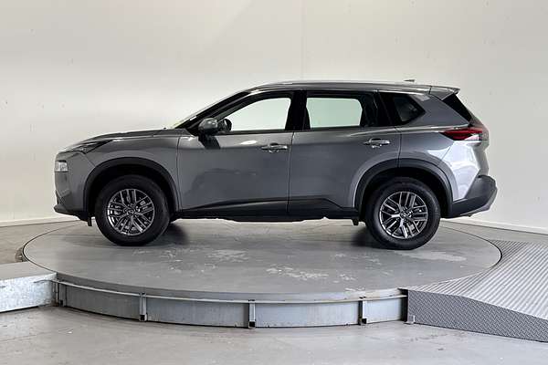 2024 Nissan X-TRAIL ST T33