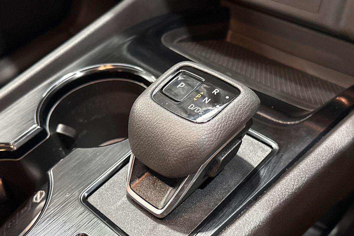 2024 Nissan X-TRAIL ST T33