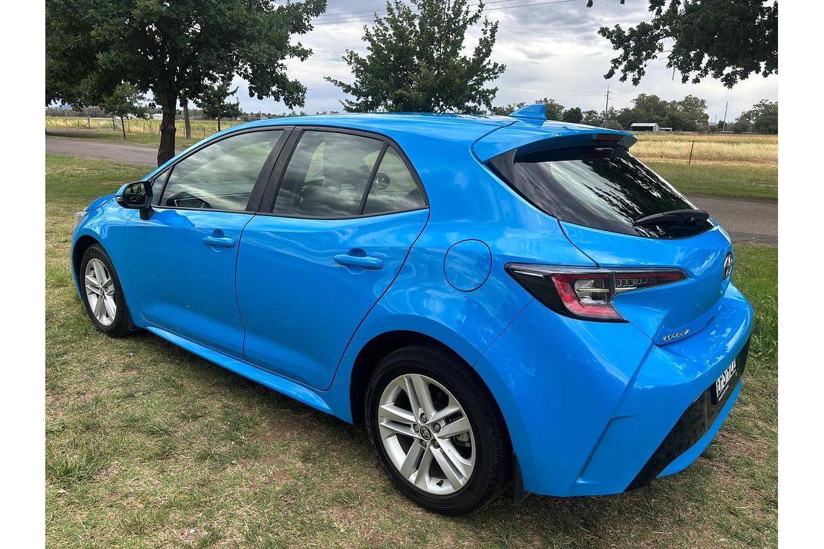 2021 Toyota Corolla Ascent Sport MZEA12R