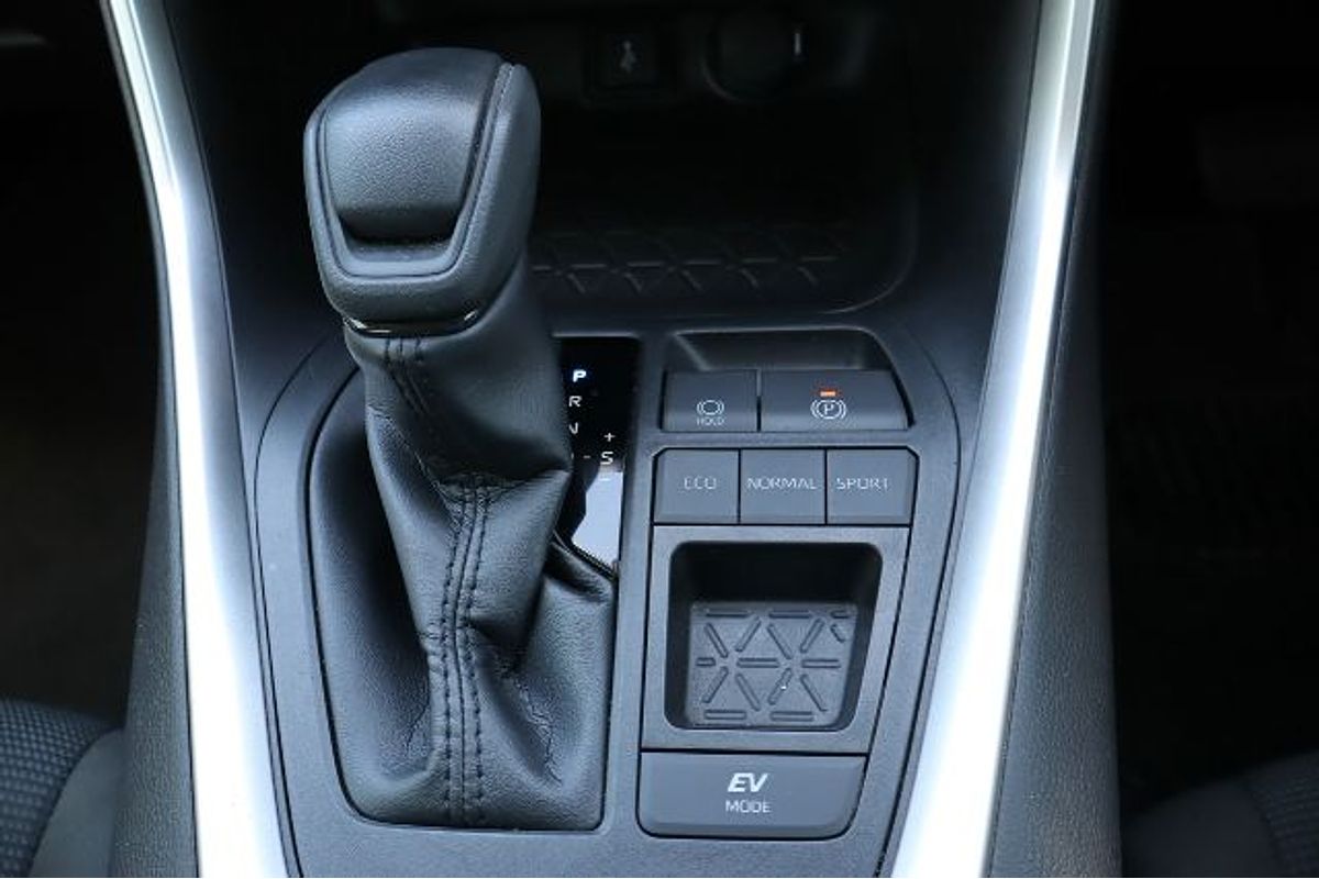 2020 Toyota RAV4 GX AXAH52R