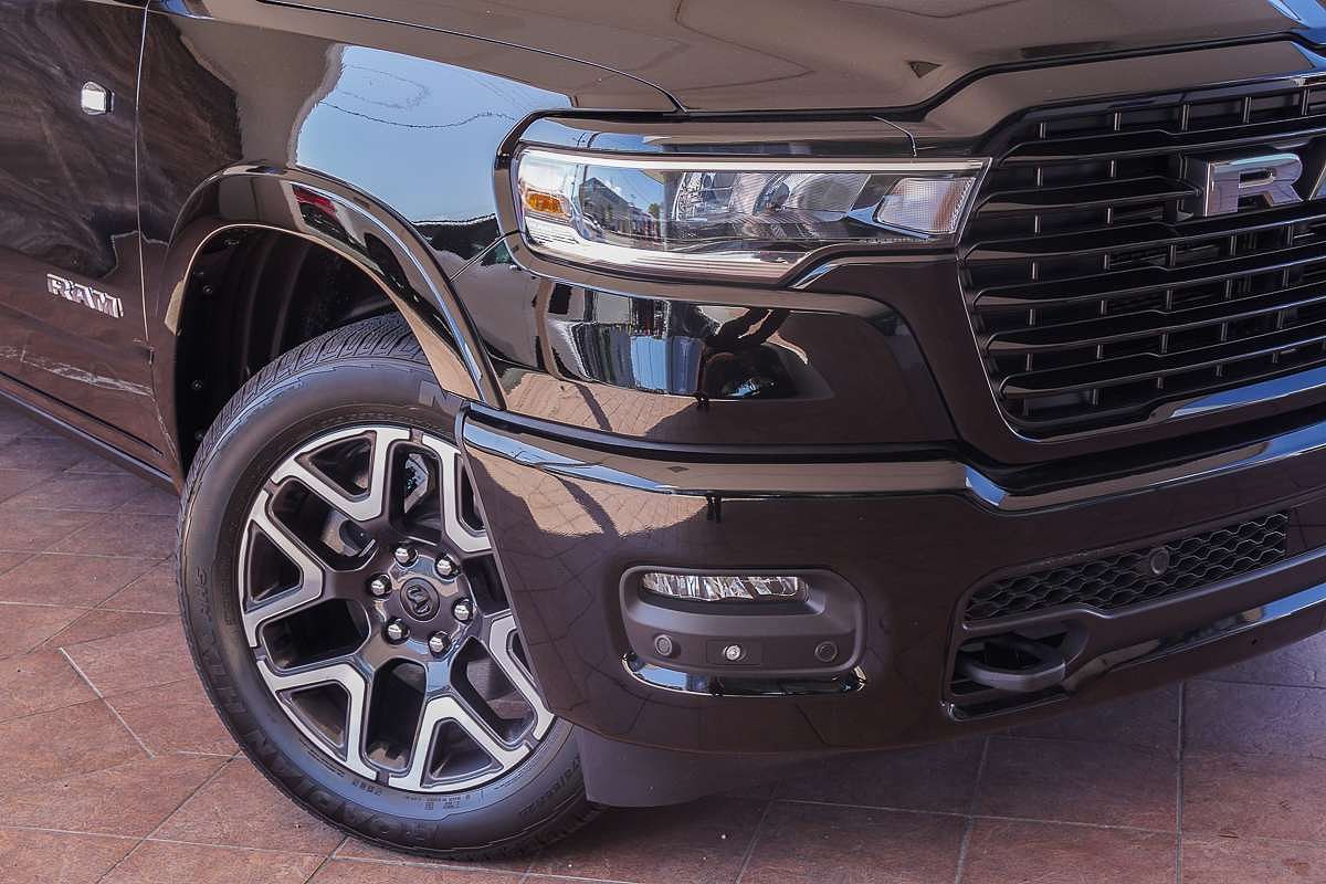 2025 RAM 1500 Laramie Sport Hurricane SO RamBox DT 4X4 SWB