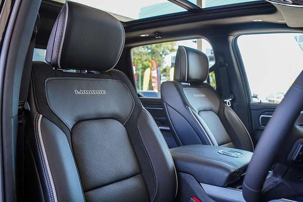 2025 RAM 1500 Laramie Sport Hurricane SO RamBox DT 4X4 SWB