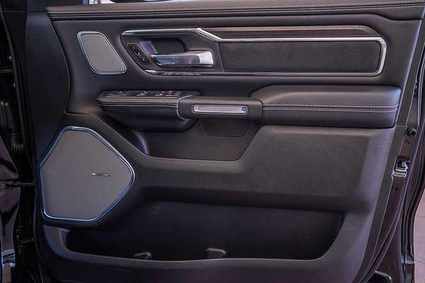 2025 RAM 1500 Laramie Sport Hurricane SO RamBox DT 4X4 SWB