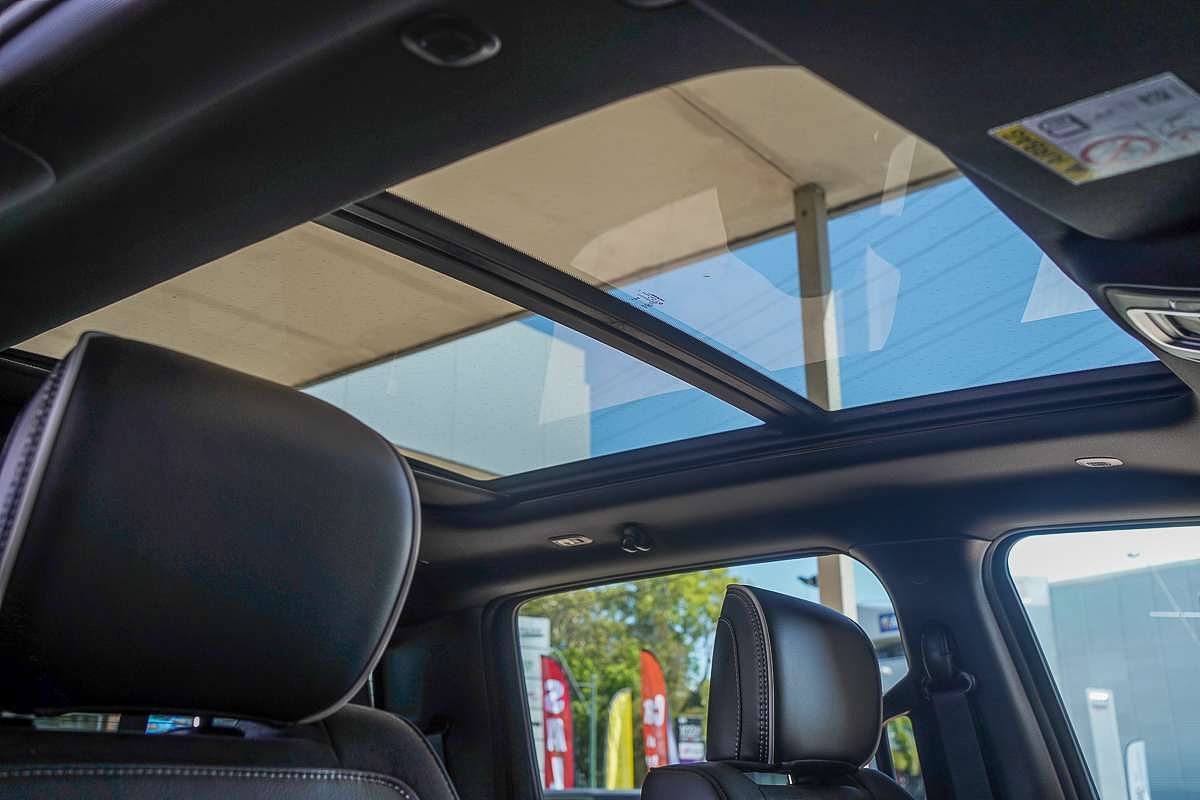 2025 RAM 1500 Laramie Sport Hurricane SO RamBox DT 4X4 SWB