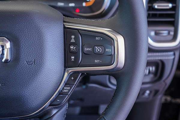 2025 RAM 1500 Laramie Sport Hurricane SO RamBox DT 4X4 SWB