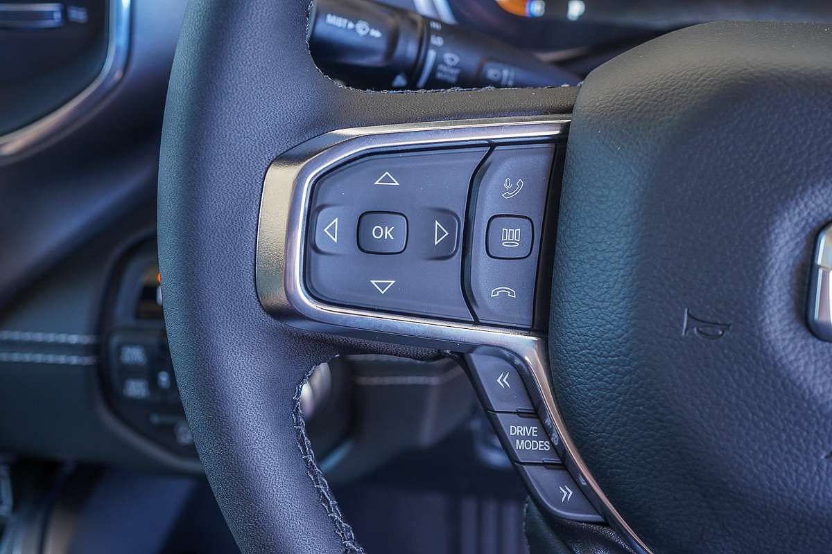 2025 RAM 1500 Laramie Sport Hurricane SO RamBox DT 4X4 SWB