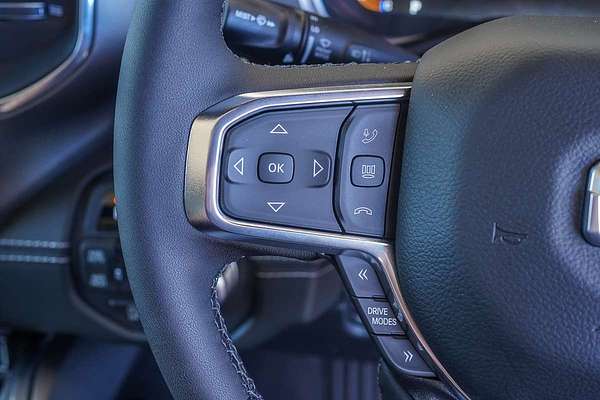 2025 RAM 1500 Laramie Sport Hurricane SO RamBox DT 4X4 SWB