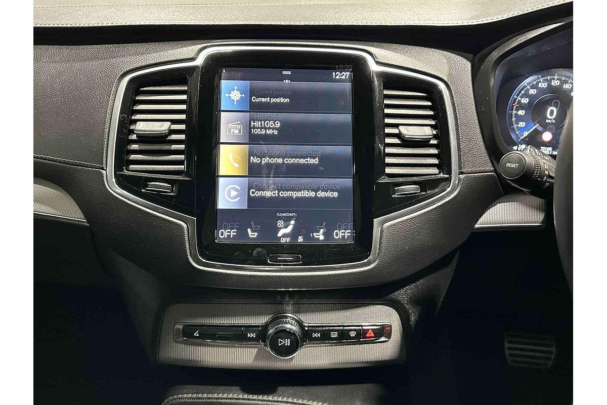 2022 Volvo XC90 B6 R-Design