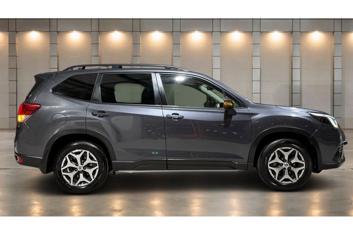 2023 Subaru Forester 2.5i S5