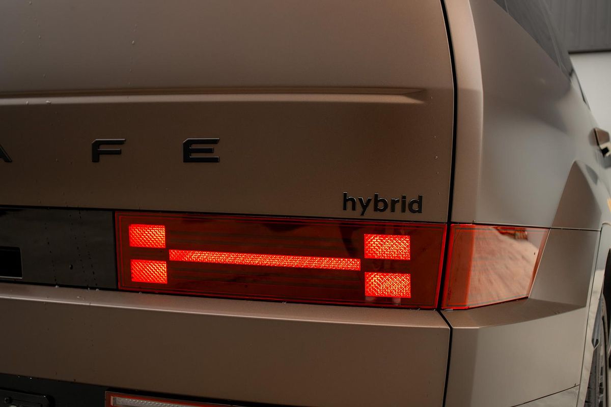 2025 Hyundai Santa Fe Hybrid Calligraphy MX5.V2