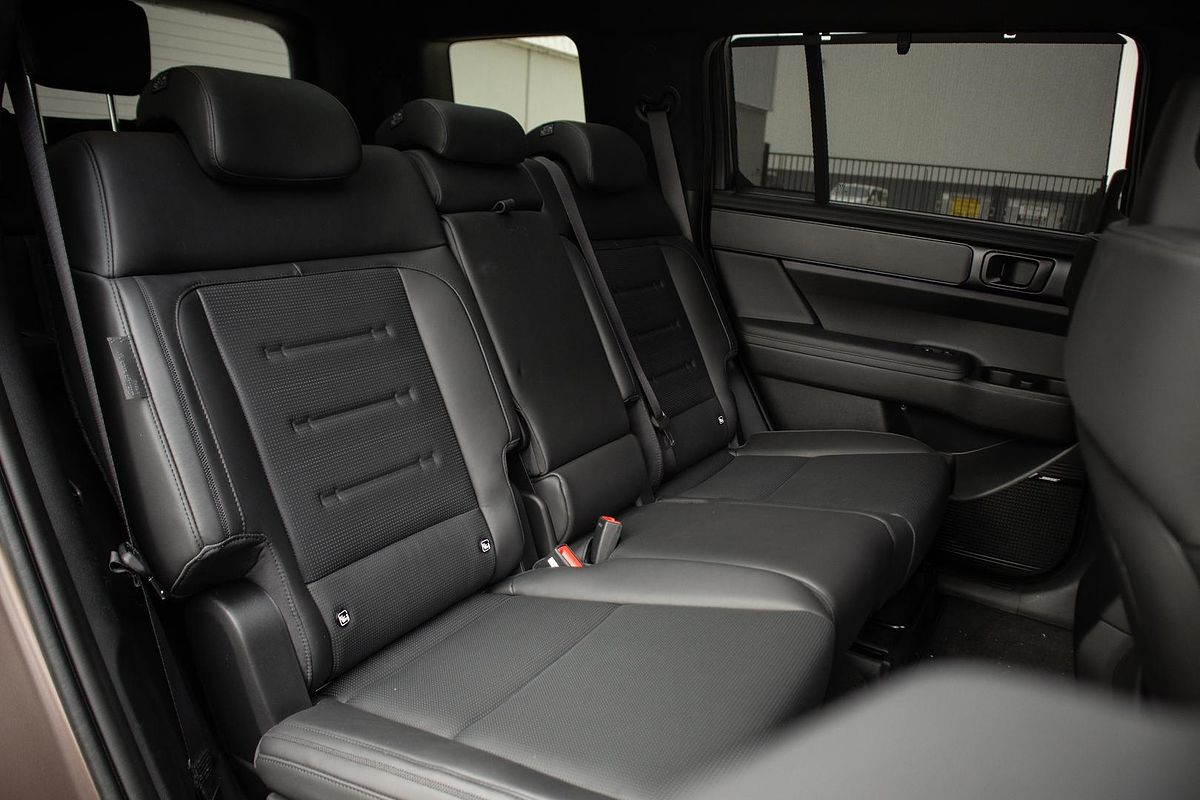 2025 Hyundai Santa Fe Hybrid Calligraphy MX5.V2