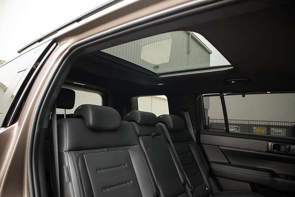 2025 Hyundai Santa Fe Hybrid Calligraphy MX5.V2