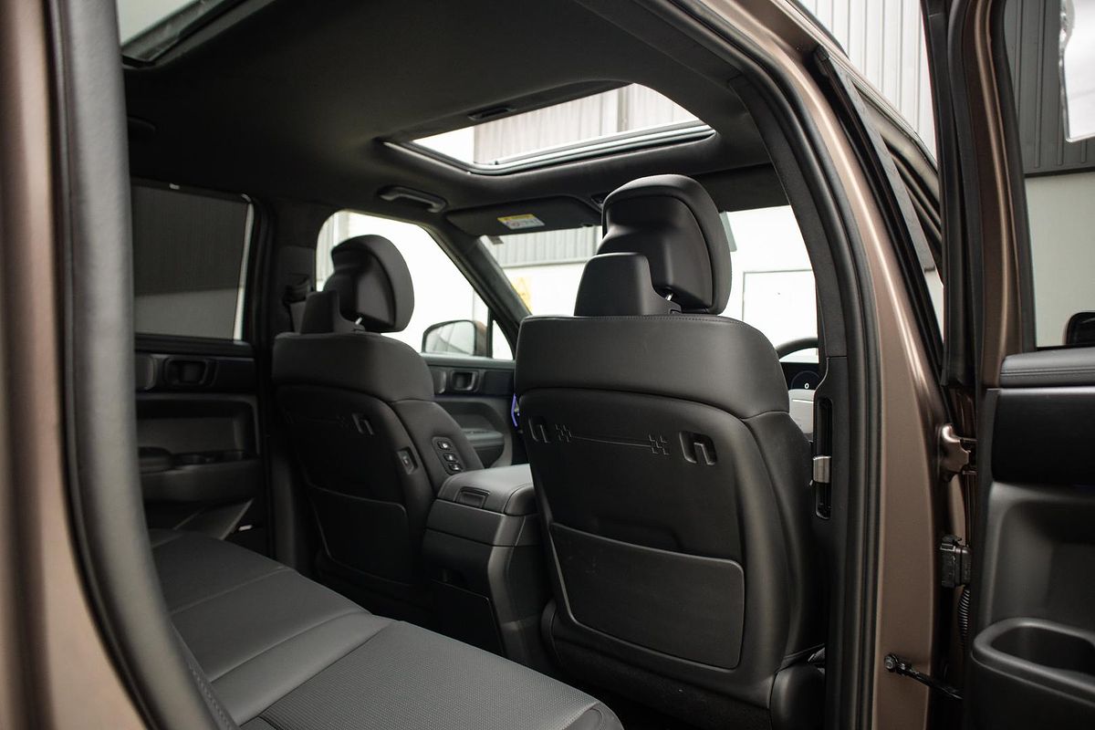 2025 Hyundai Santa Fe Hybrid Calligraphy MX5.V2