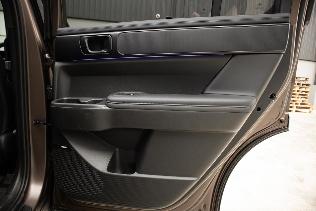 2025 Hyundai Santa Fe Hybrid Calligraphy MX5.V2