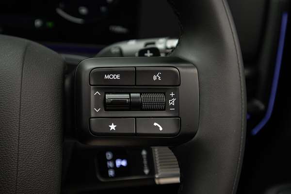 2025 Hyundai Santa Fe Hybrid Calligraphy MX5.V2