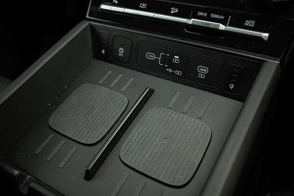 2025 Hyundai Santa Fe Hybrid Calligraphy MX5.V2