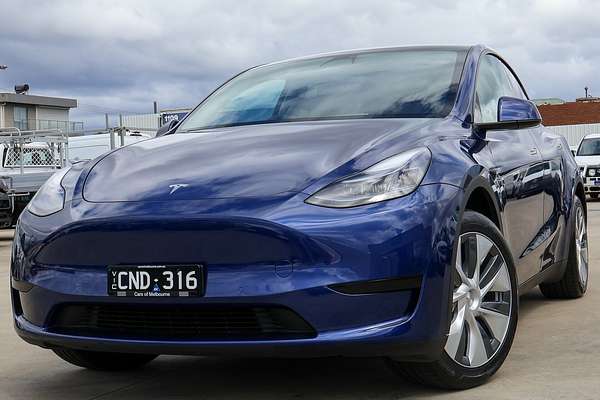 2023 Tesla Model Y Rear-Wheel Drive