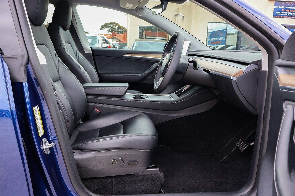 2023 Tesla Model Y Rear-Wheel Drive