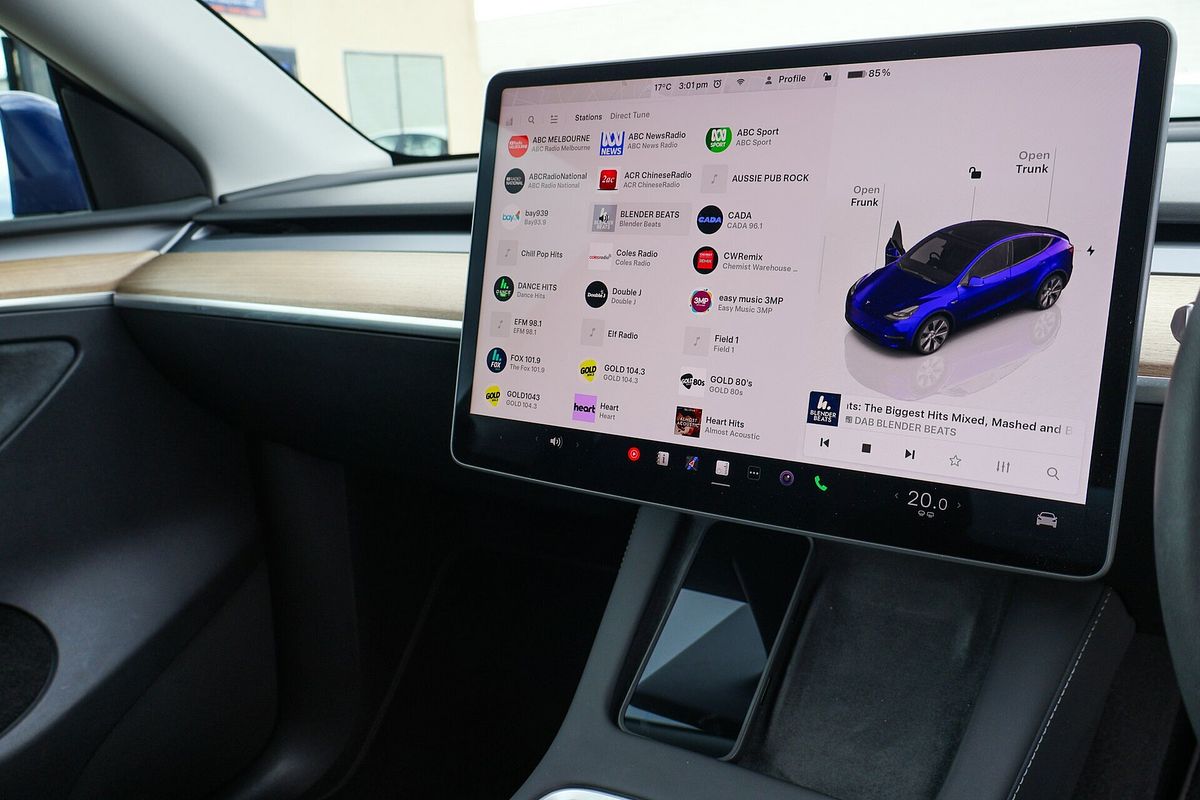 2023 Tesla Model Y Rear-Wheel Drive