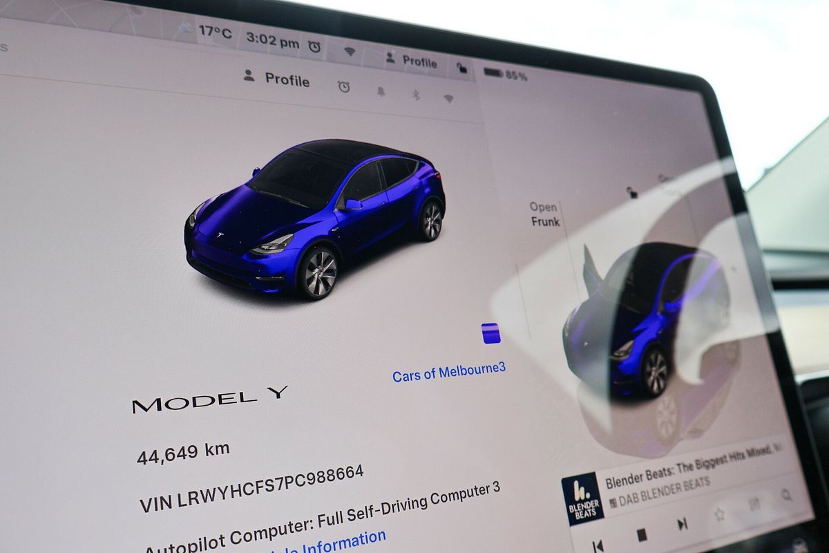 2023 Tesla Model Y Rear-Wheel Drive