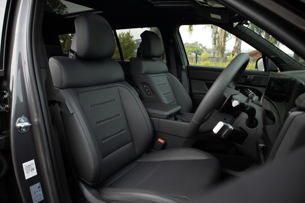 2025 Hyundai Santa Fe Hybrid Calligraphy MX5.V2