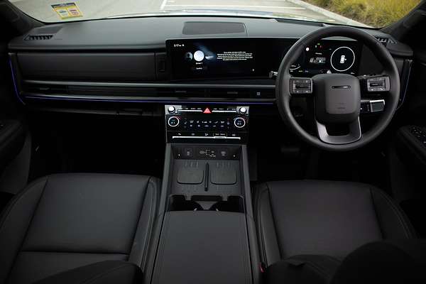 2025 Hyundai Santa Fe Hybrid Calligraphy MX5.V2