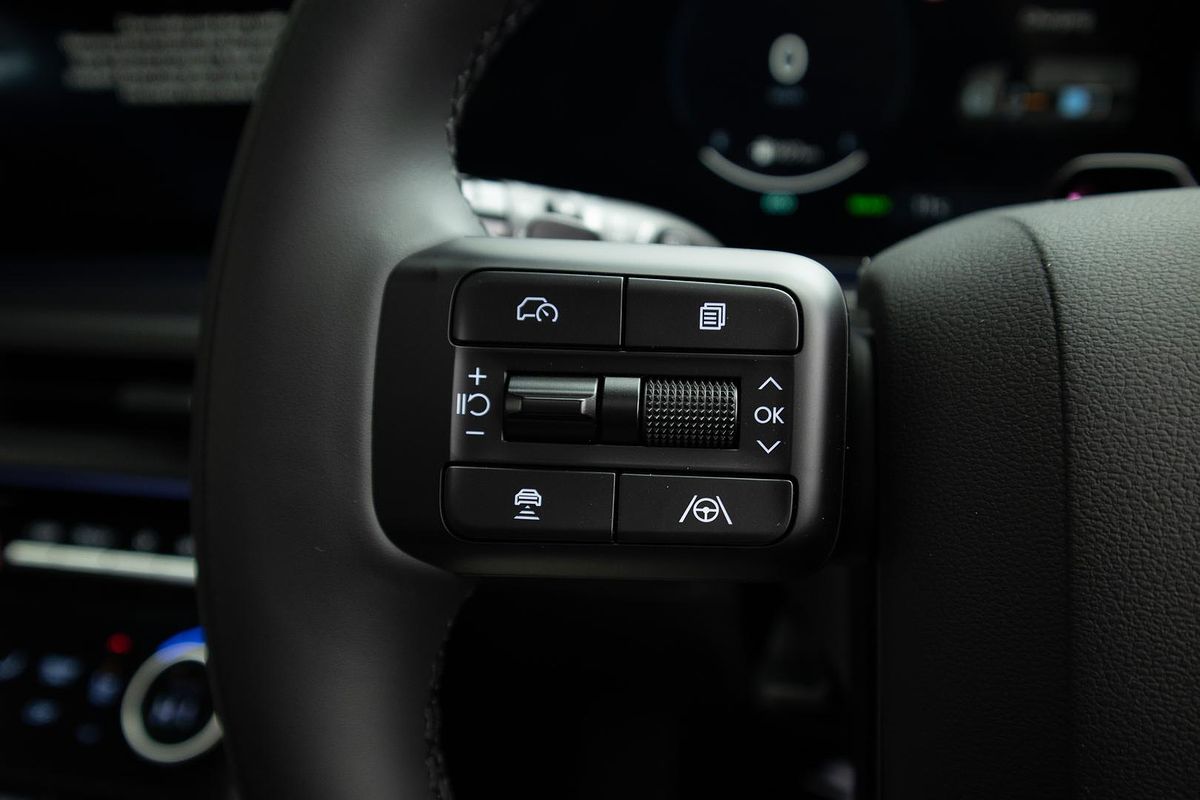 2025 Hyundai Santa Fe Hybrid Calligraphy MX5.V2