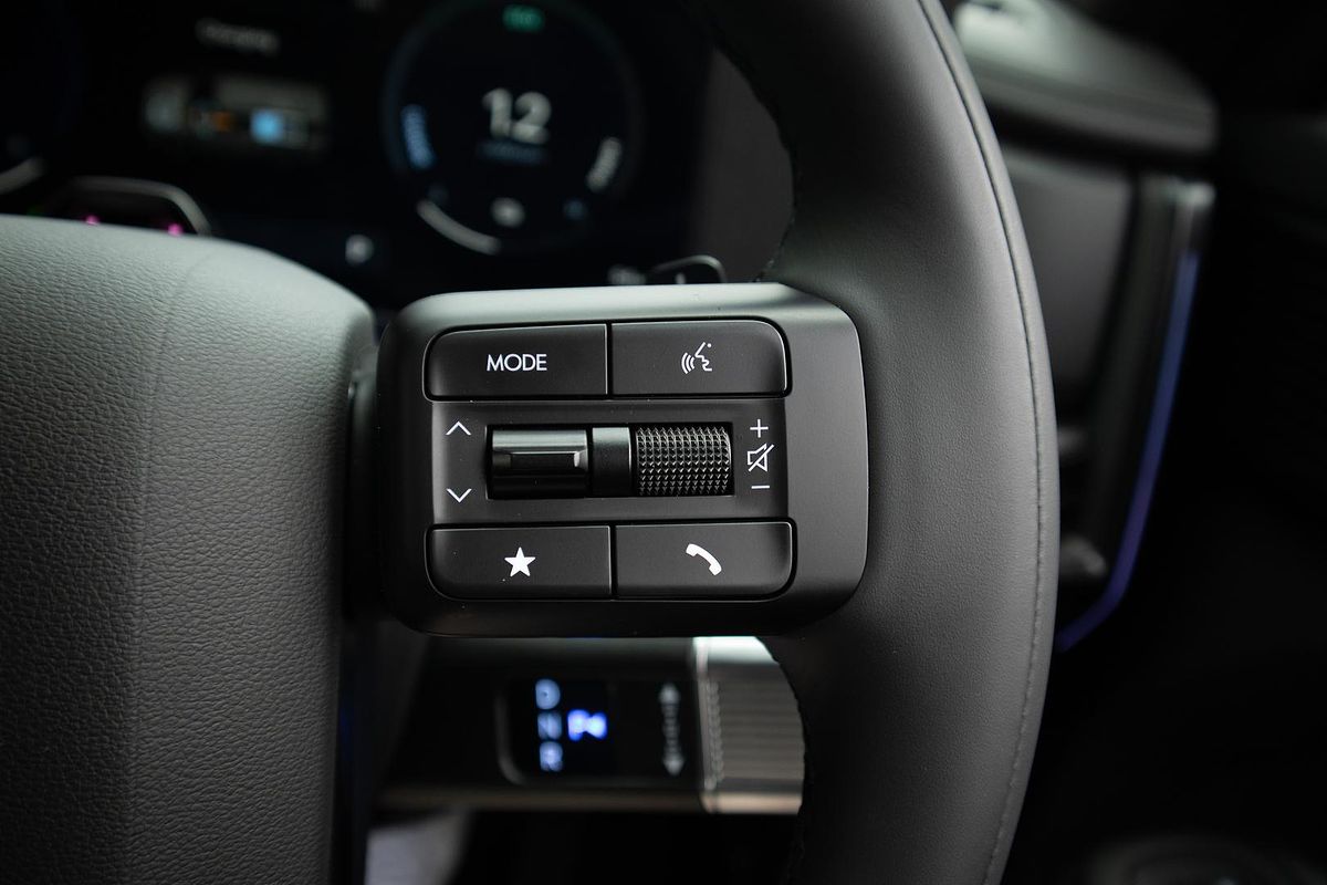 2025 Hyundai Santa Fe Hybrid Calligraphy MX5.V2