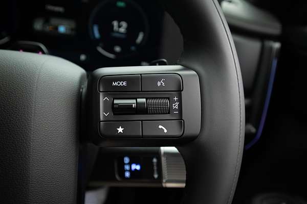 2025 Hyundai Santa Fe Hybrid Calligraphy MX5.V2