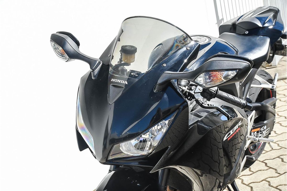 2014 Honda CBR1000RR FireBlade Fireblade