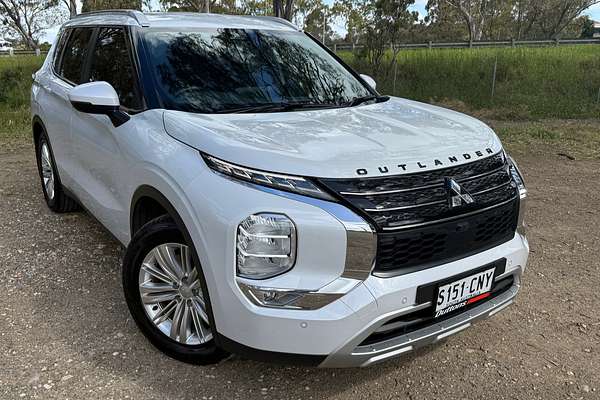 2021 Mitsubishi Outlander LS ZL