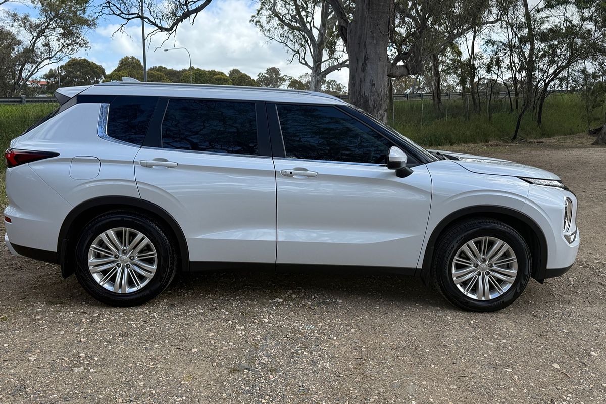 2021 Mitsubishi Outlander LS ZL