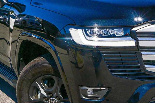 2023 Toyota Landcruiser VX FJA300R