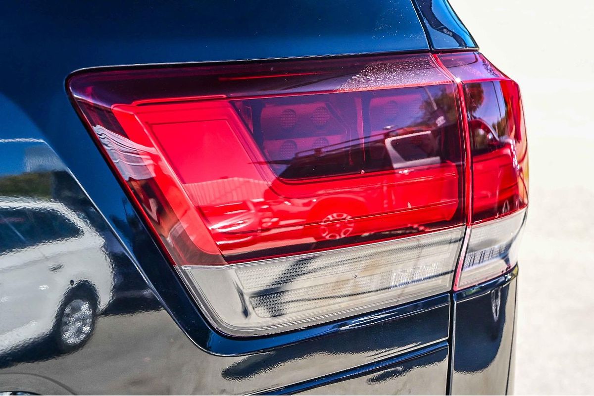 2023 Toyota Landcruiser VX FJA300R