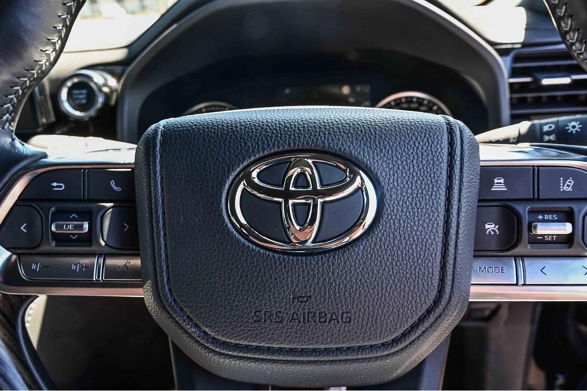 2023 Toyota Landcruiser VX FJA300R