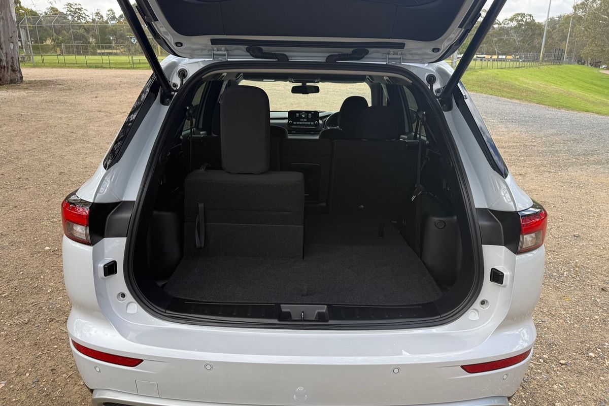 2021 Mitsubishi Outlander LS ZL