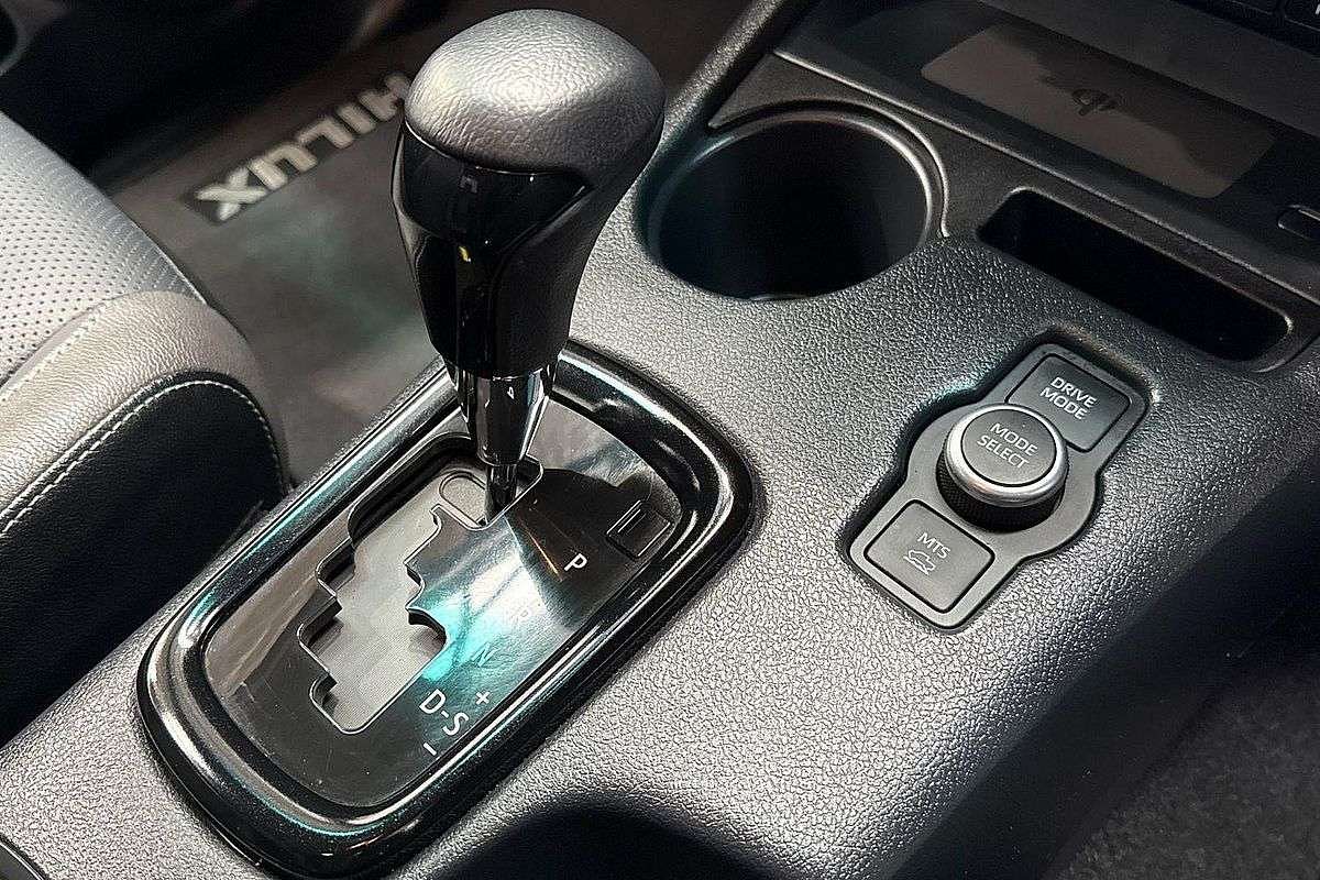 2024 Toyota Hilux Rogue 48V GUN126R 4X4