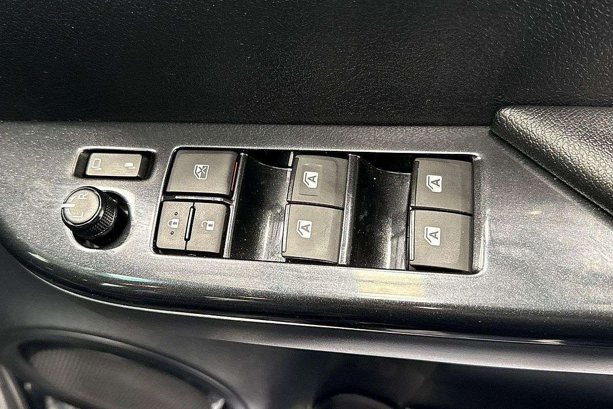 2024 Toyota Hilux Rogue 48V GUN126R 4X4