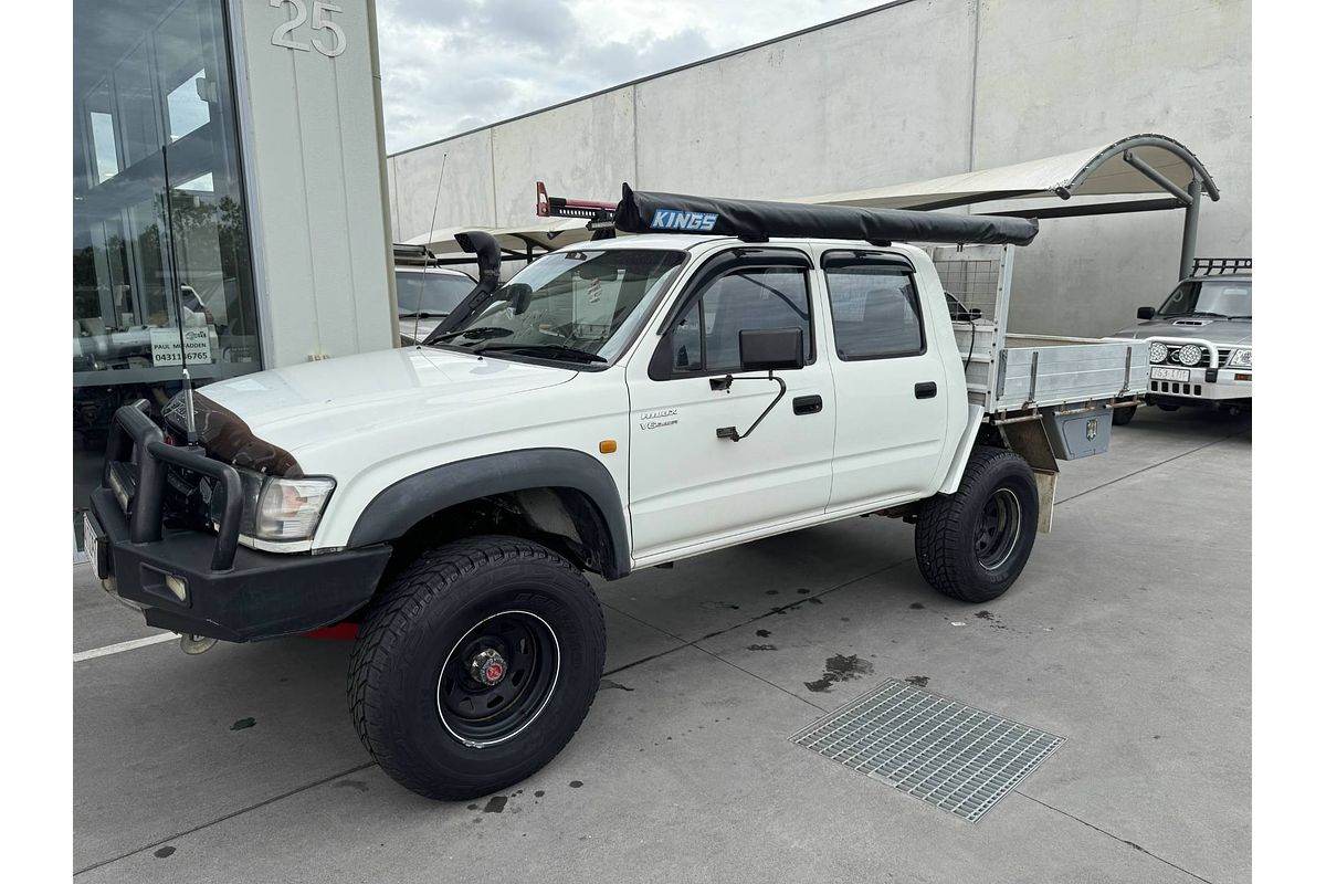 2004 Toyota Hilux DUAL CAB