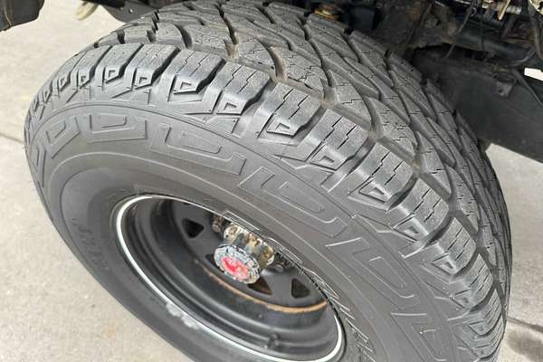 2004 Toyota Hilux DUAL CAB