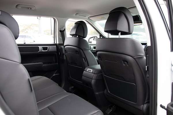 2025 Hyundai Santa Fe Hybrid Elite MX5.V2