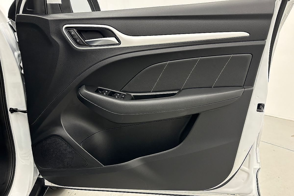 2023 MG ZS Excite AZS1