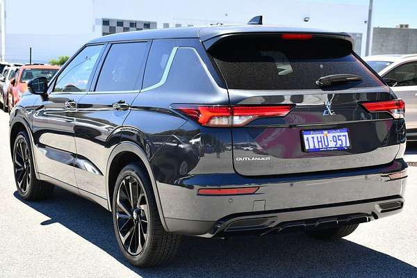2024 Mitsubishi Outlander Black Edition ZM