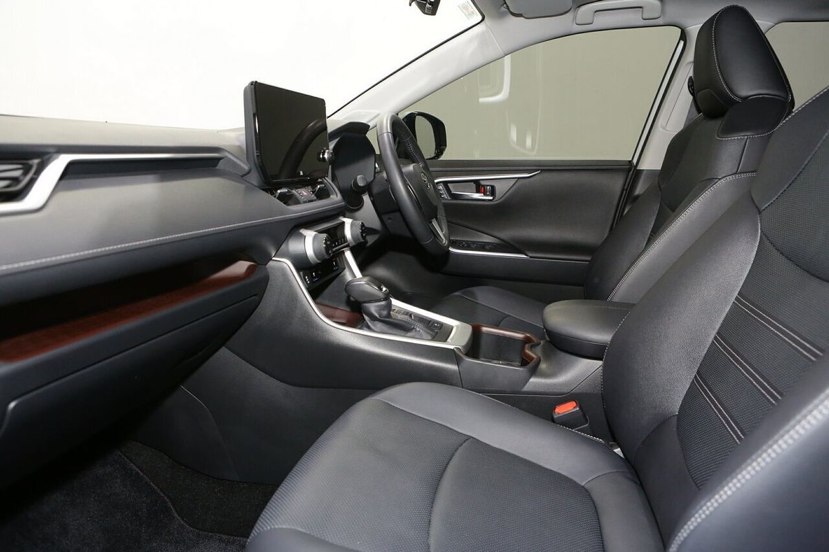 2024 Toyota RAV4 Cruiser AXAH52R